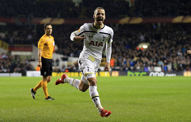 大陆《PUBG》35.2版本更新：引入载具伪装网，地形破坏功能