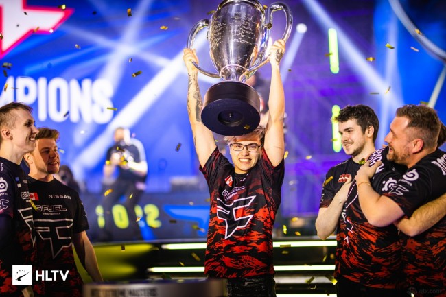 手机Soniqs 获得 EWC沙特电竞世界杯《PUBG》项目总冠军