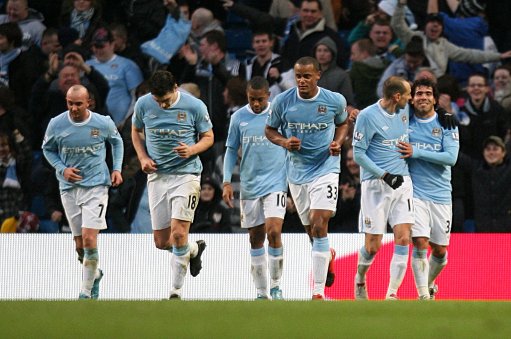 WE战队公布2025LPL春季赛大名单：Xiye回归